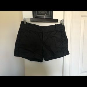🦋2/$30 Club Monaco Dress Shorts
